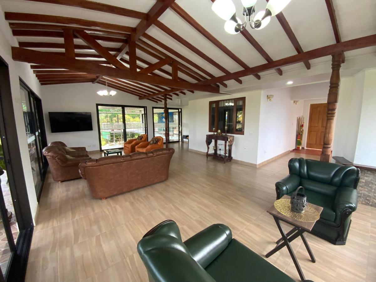 Finca Hotel 12 Palmas- Aeropuerto Jmc Rionegro Kültér fotó